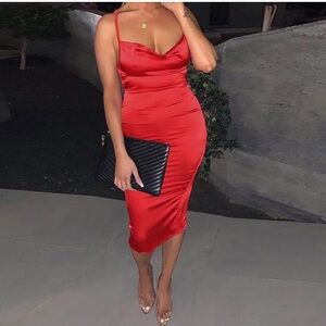 Elegant Red Satin Midi Backless Dress (NEW)